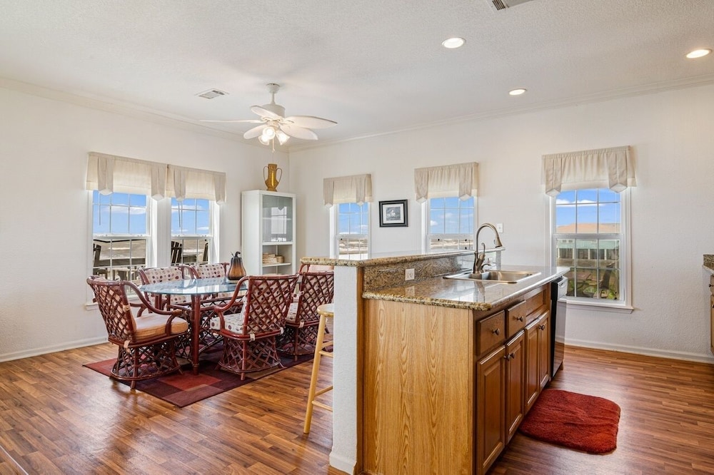 Camelot 2 Bedroom Home