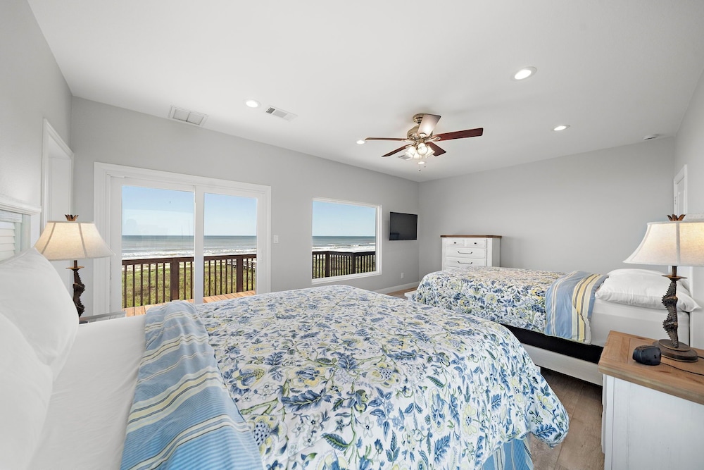 Sandcastle by Ryson Vacation Rentals