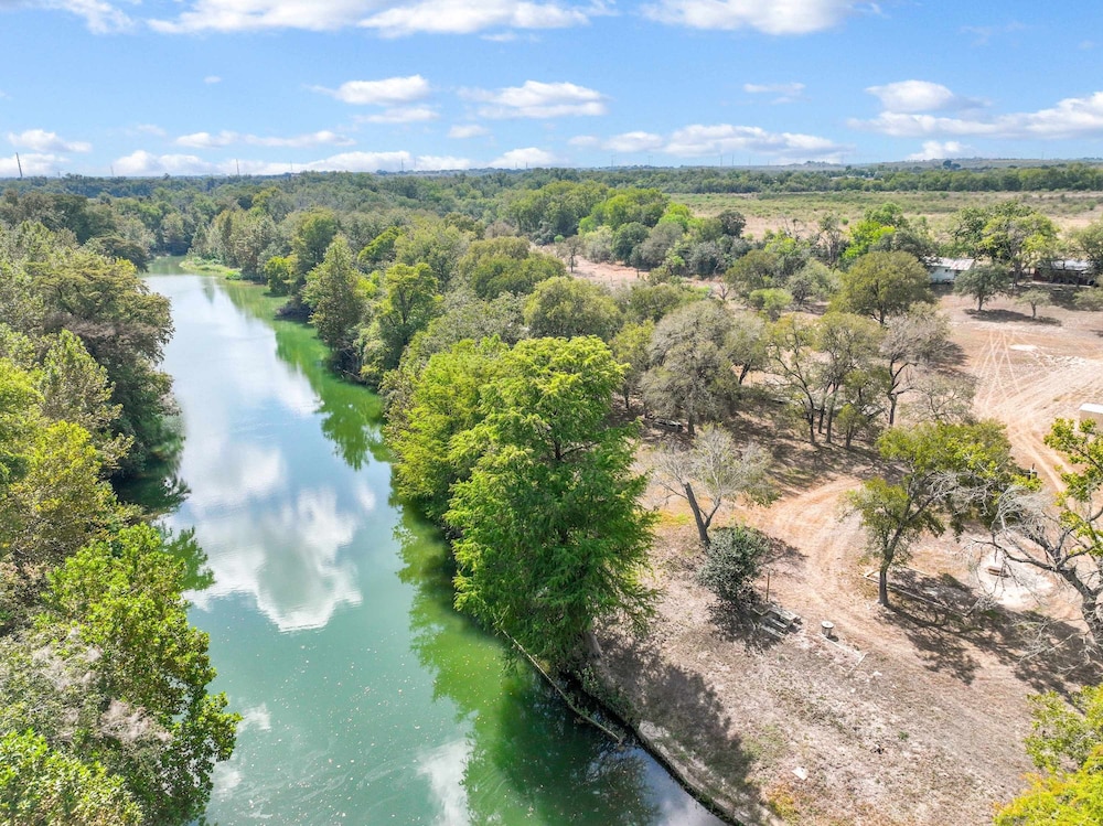 Guadalupe Bend Hideaway For 5