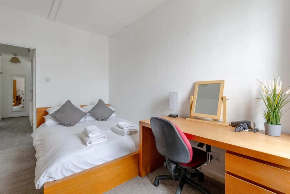 3BD Flat in the Heart of Camden Town