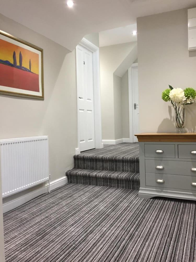 Worcester Vacations - The Bell Inn - Property Image 24