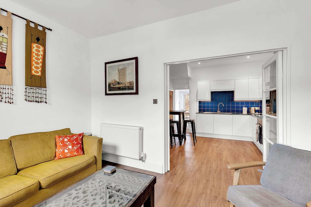 Charming Golborne Escape