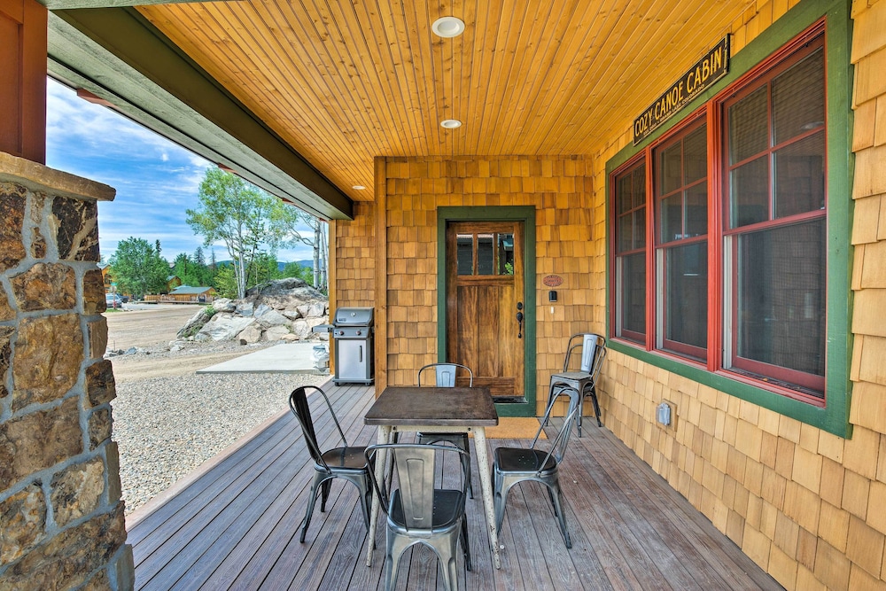 Dog-friendly Cabin in the Heart of Grand Lake! view 4