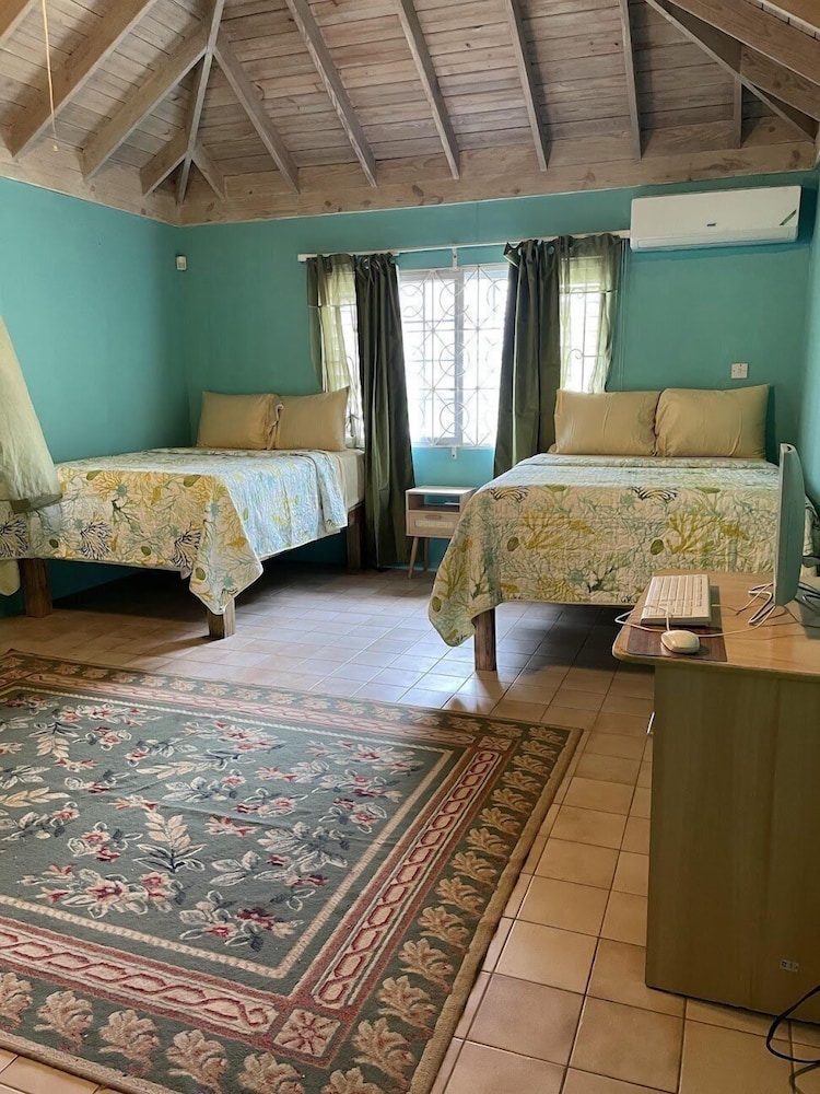 Ironshore Sugarmill Villa W Private Pool 6 Bedroom Villa