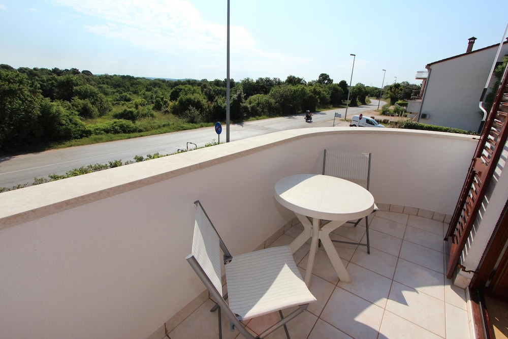 Rooms and Apartment Luana view 5