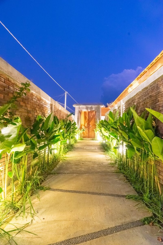 Serenia Villas Amed