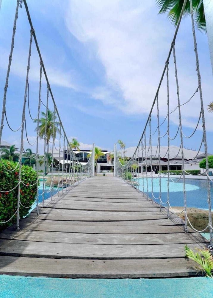 Hotel Maremares By Buddha Bar Beach
