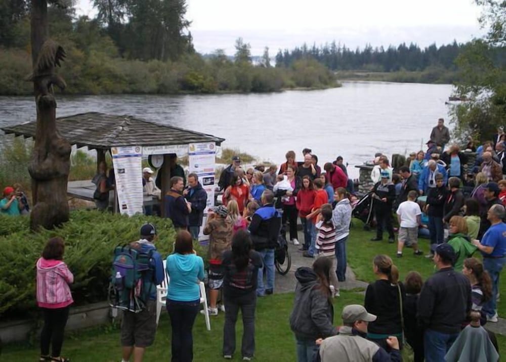 Campbell River Lodge by Riverside