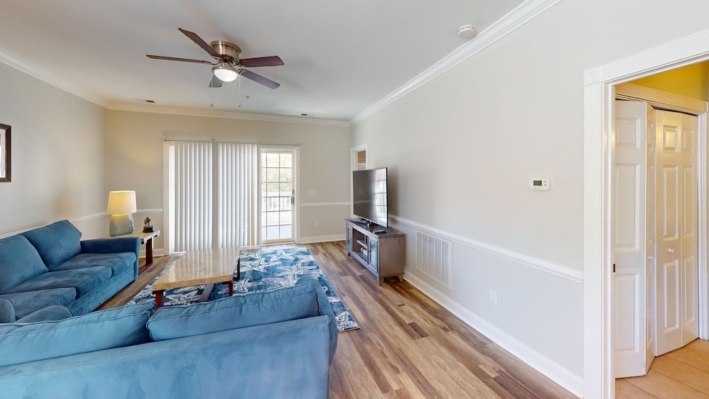 Magnolia Pointe 4869-201 3 Bedroom Condo