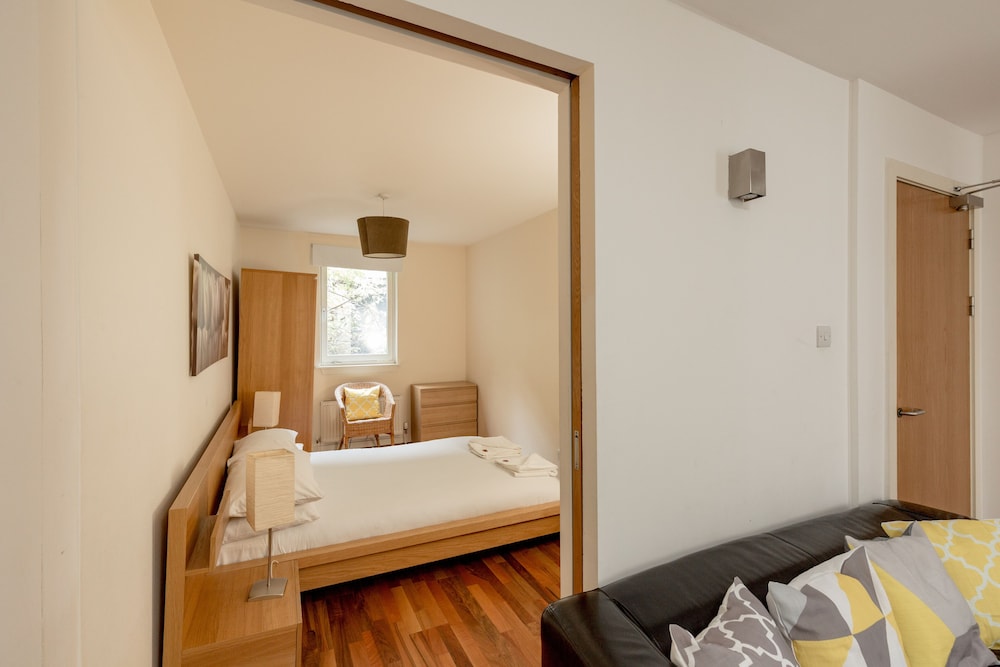 Silver Lining - Grassmarket Apartments view 5