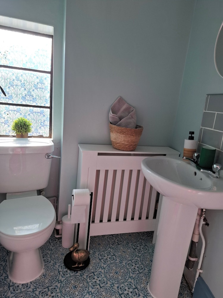 Stroud - Apartment - Sleeps 2 - City Centre