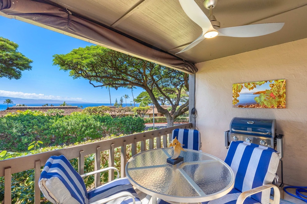 Ocean View Kaanapali Condo w 2 Lanais Loft AC Pool Walk to Beach