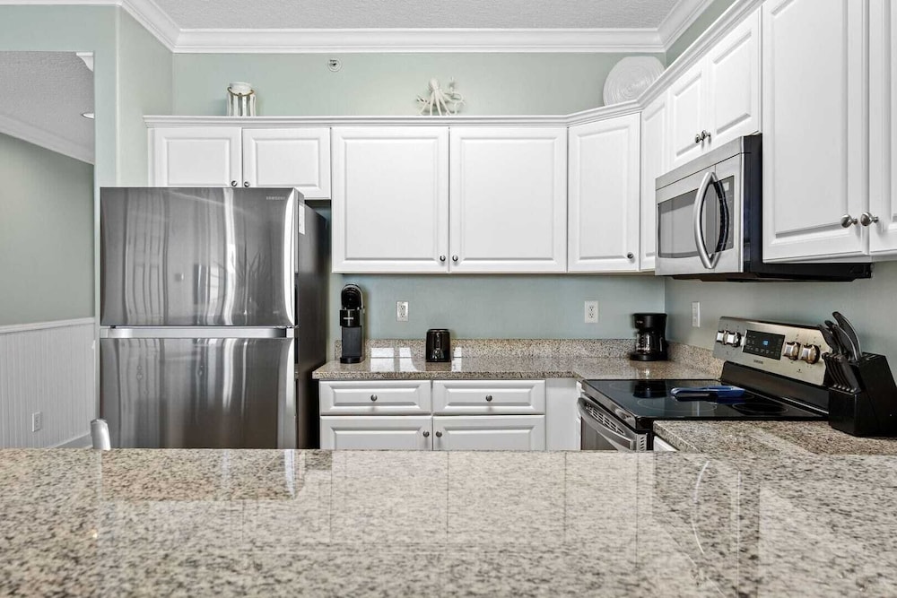 Front Beach Road, Unit 809 - Beach Happy Emerald Isle Resort Unit 809