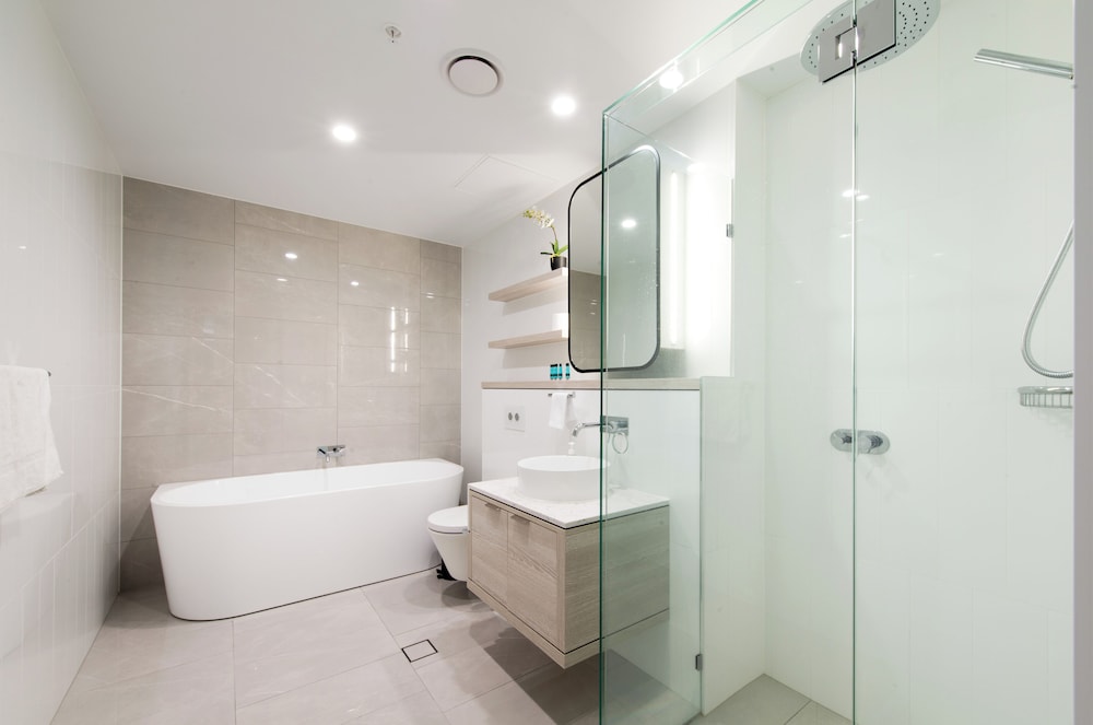 Kozyguru | Surfers Paradise | Ocean Views