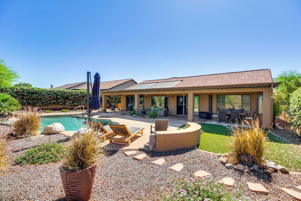 Newly Renovated Home w/ Pool Access in Tucson!