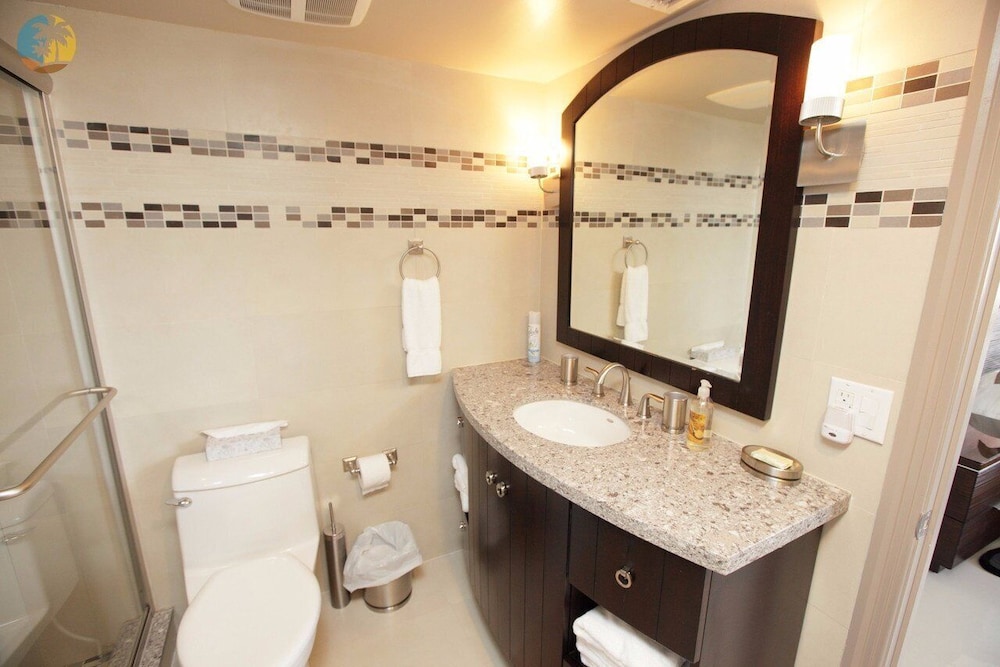 Alexander 1419/21 5 Bedroom Apts