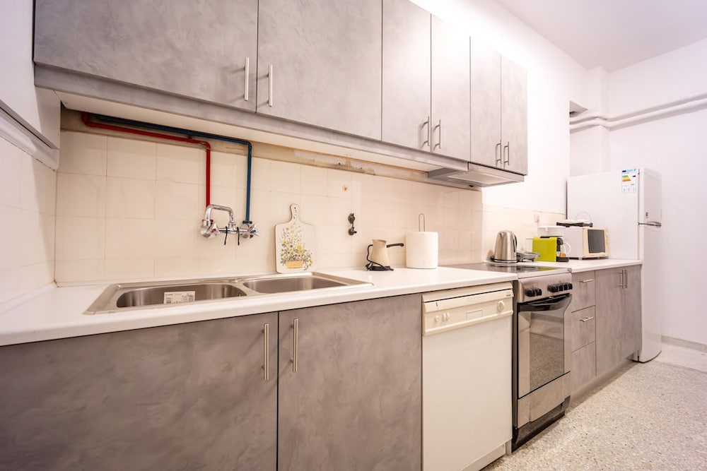 Central Athens 2 Bedroom Apartment in Kolonaki