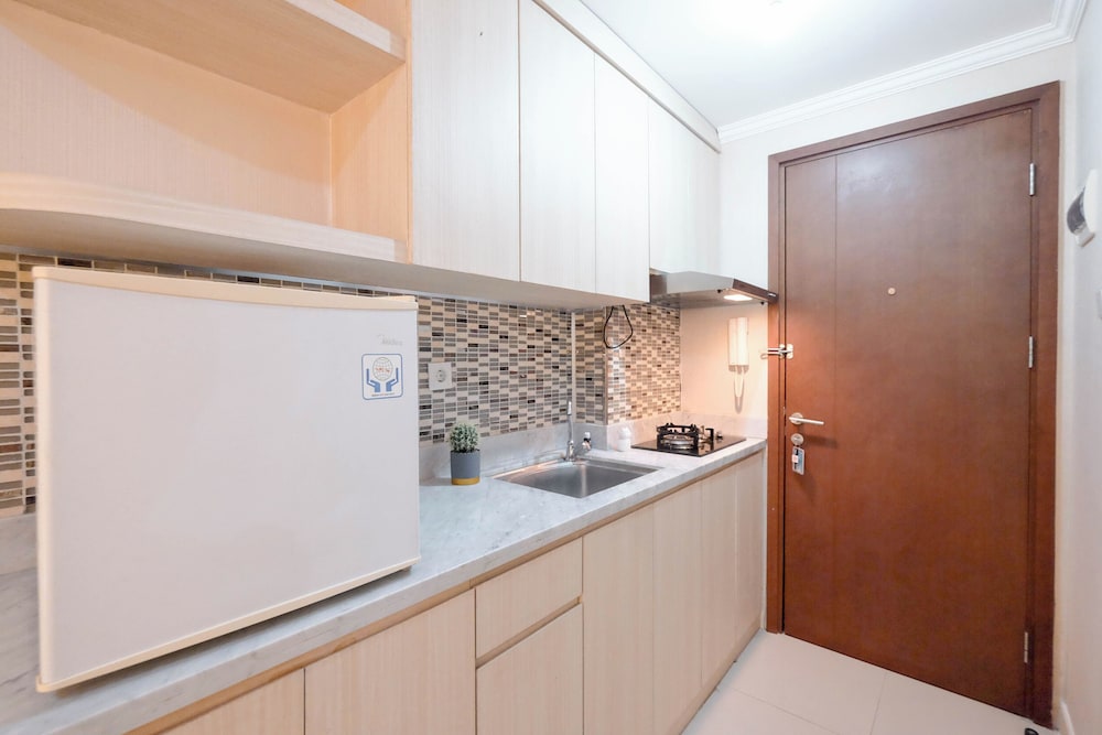 Strategic Studio Apartment Signature Park Grande Near Ciliwung Lrt Station