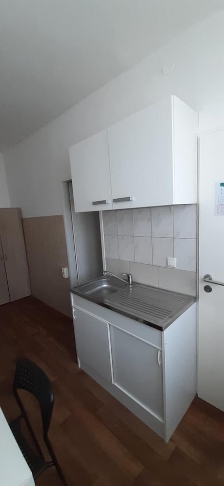 2-Rent Group Hostel Apartments EVE74