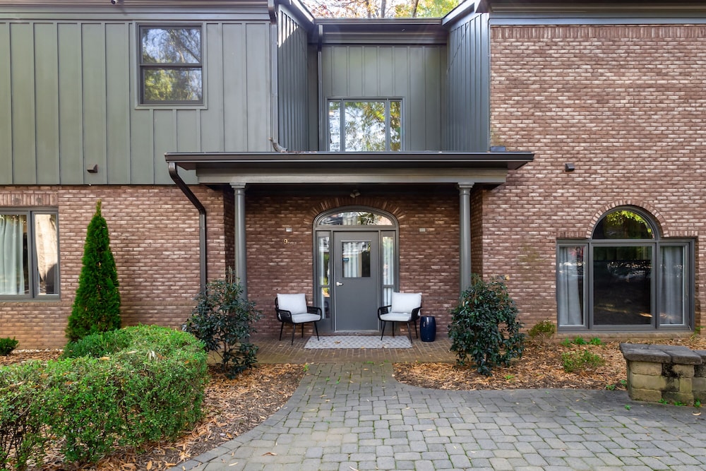 Charlotte Vacations - Kasa Edison House South End Dilworth Charlotte - Property Image 1
