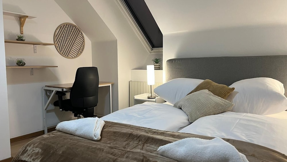 Cozy Room With Balcony Near Rennweg