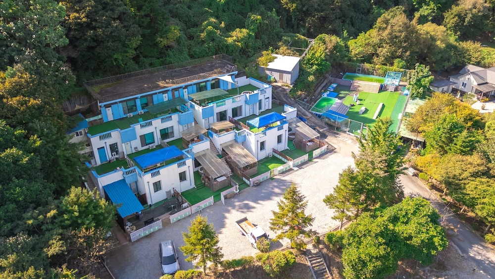 Chuncheon Dogandstay, Chuncheon - 17