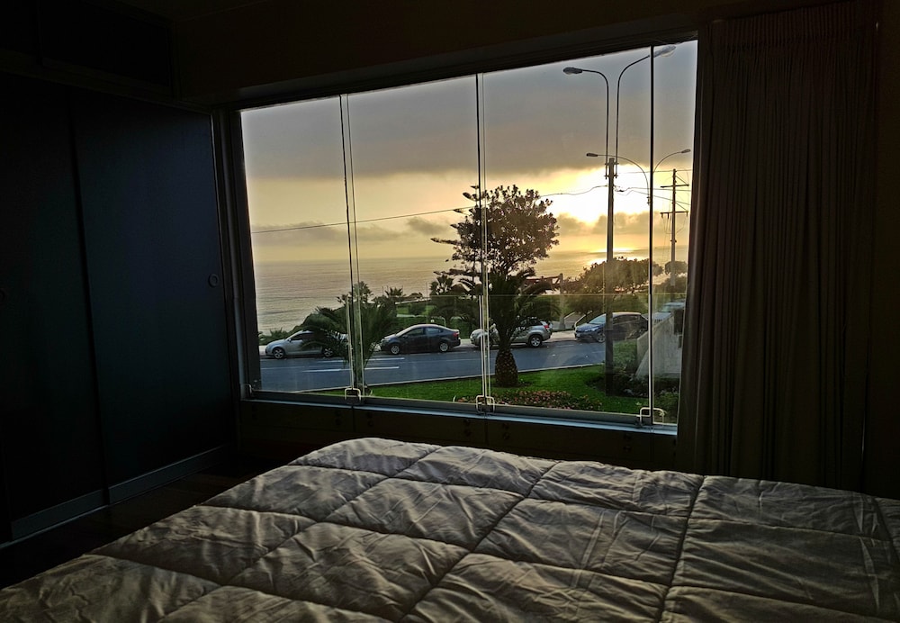 Stylish Ocean View Private Apartment