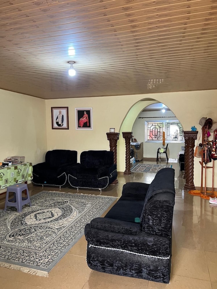 yogi homestay