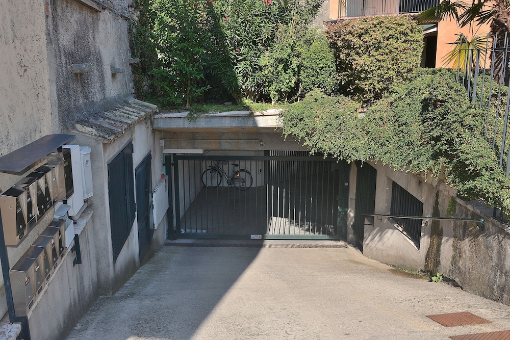 Photo 25