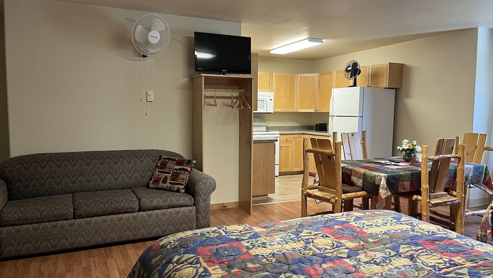 Denali Rainbow Village RV Park and Motel