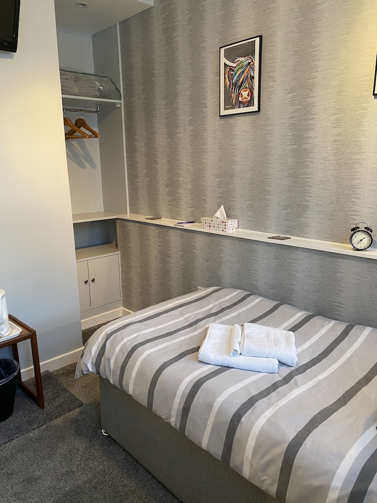Inglewood Guesthouse