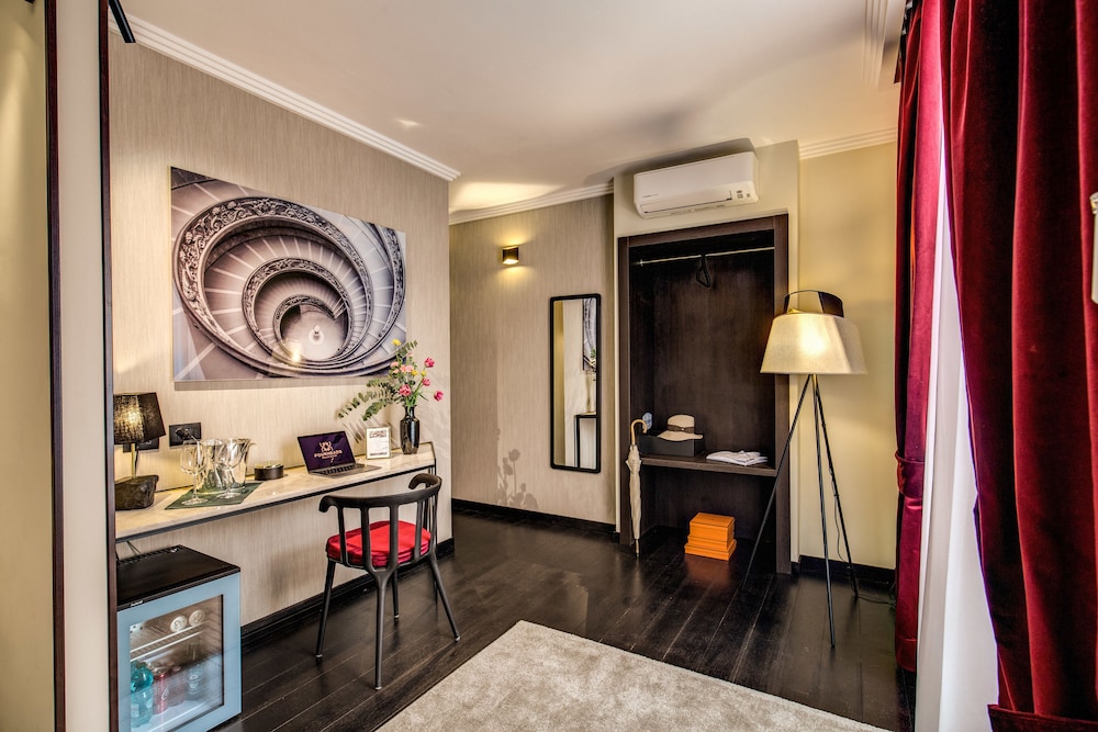 PAX Hotel