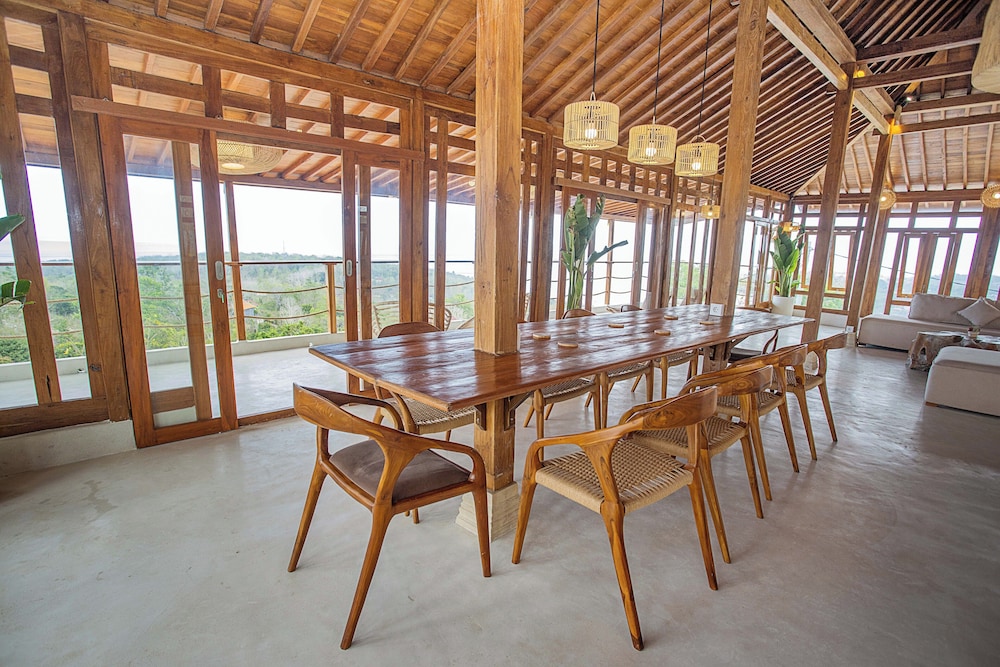 Sugih Villa Ceningan