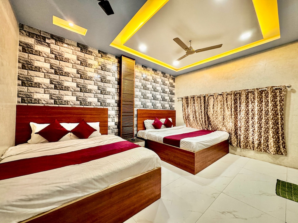 Shri Prakash Dham