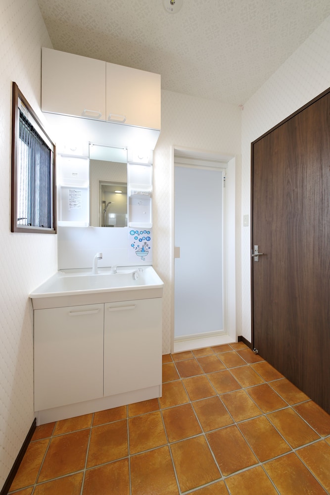Guest house TIGA - Hostel