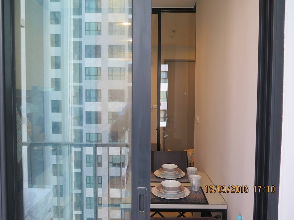 The Base Central Pattaya - 1 bdr Condo With Pool