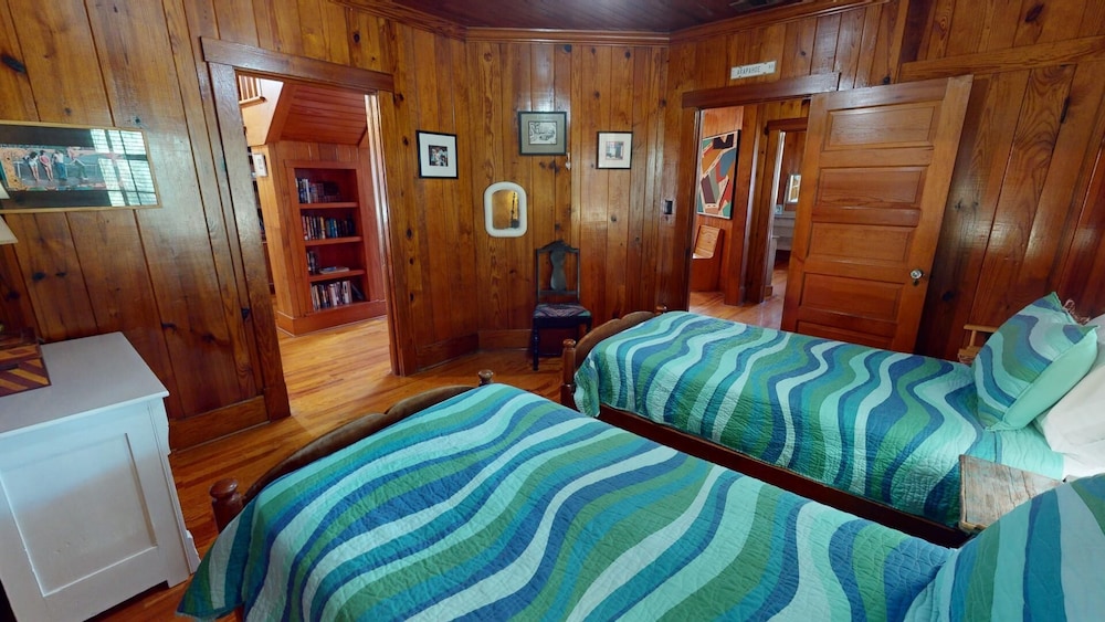 Lollipop II by Tybee Vacation Rentals