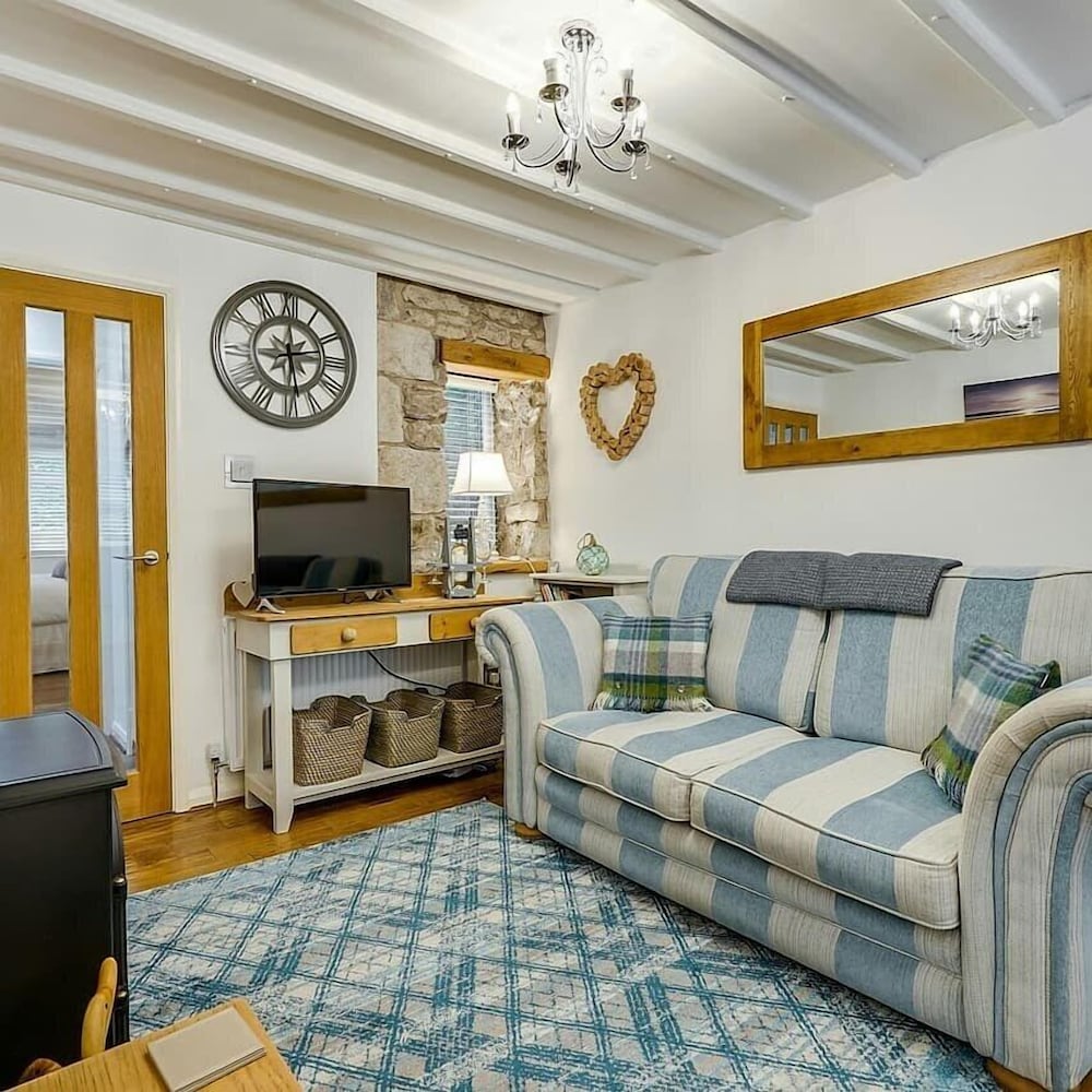 Coach House Bungalow view 4