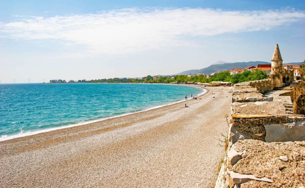 Seafront Villa Ciel With Private Pool in Nafpaktos