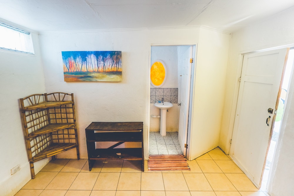 Pura Vida Hostel