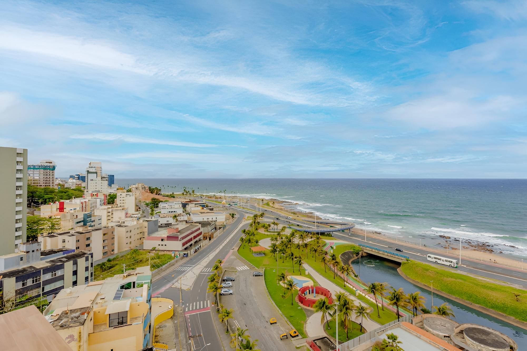 CZ01 Lindo Quarto e Sala com Vista Mar