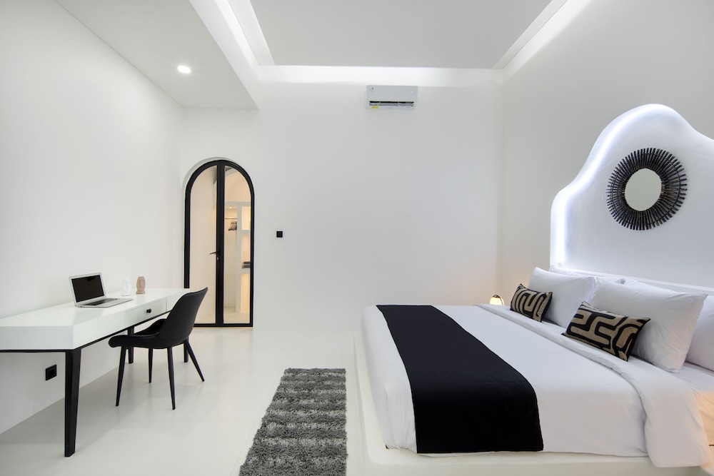 Villa Affinity Canggu by OriVista Great Location view 4