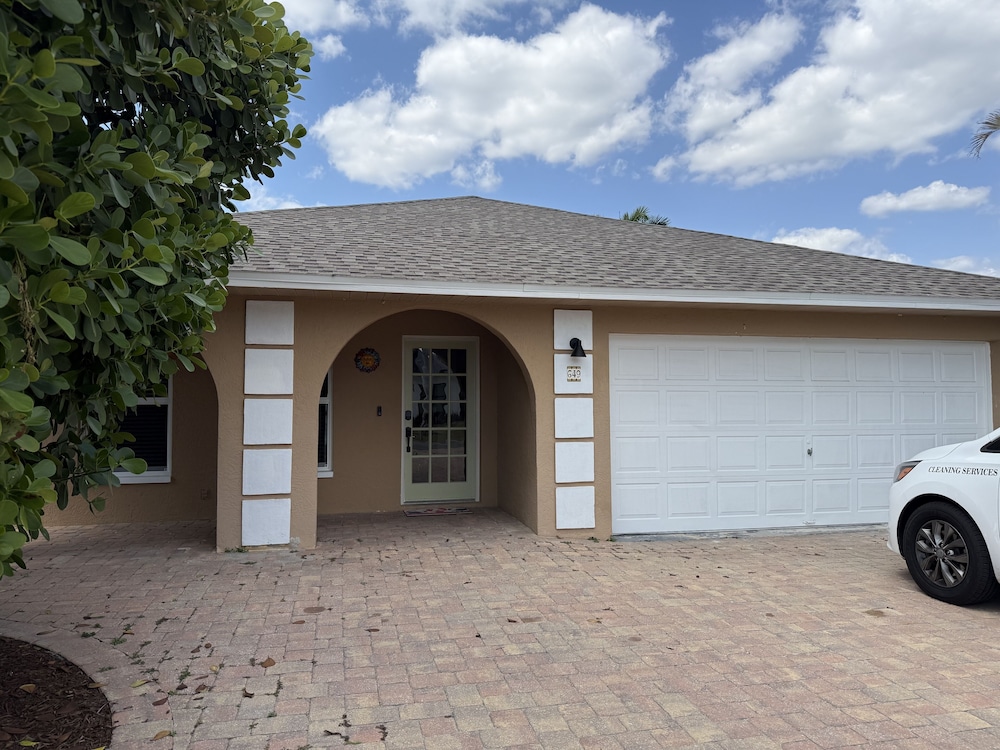 Serendipity At Naples Park By Sky Run Naples 3 Bedroom Home