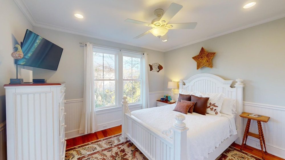 6 Waterside Walk by Tybee Vacation Rentals