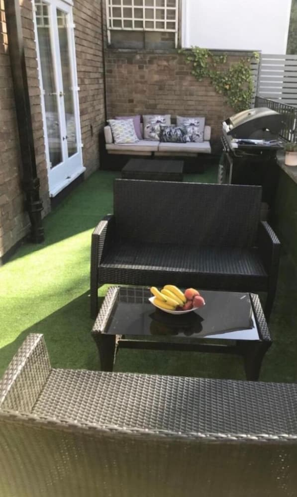outdoor bbq area