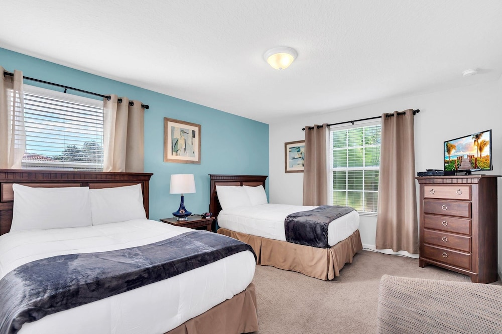 9008 PM - 5BD Serenity Villa: A Paradise Retreat