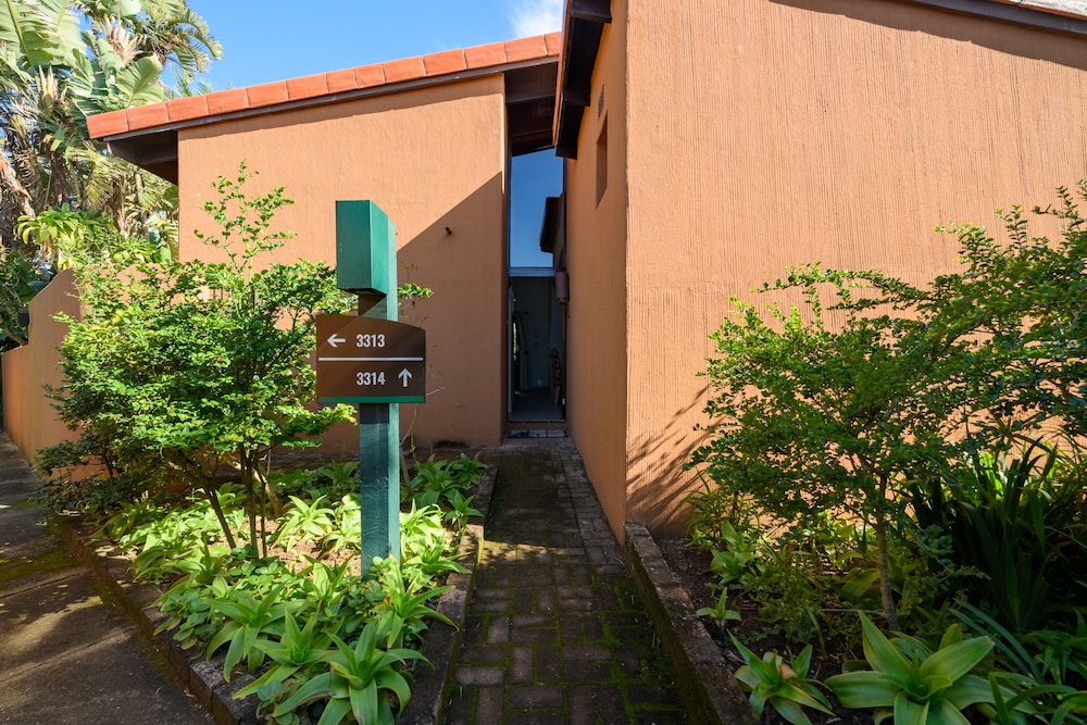 San Lameer Villa Rentals 3314 view 4