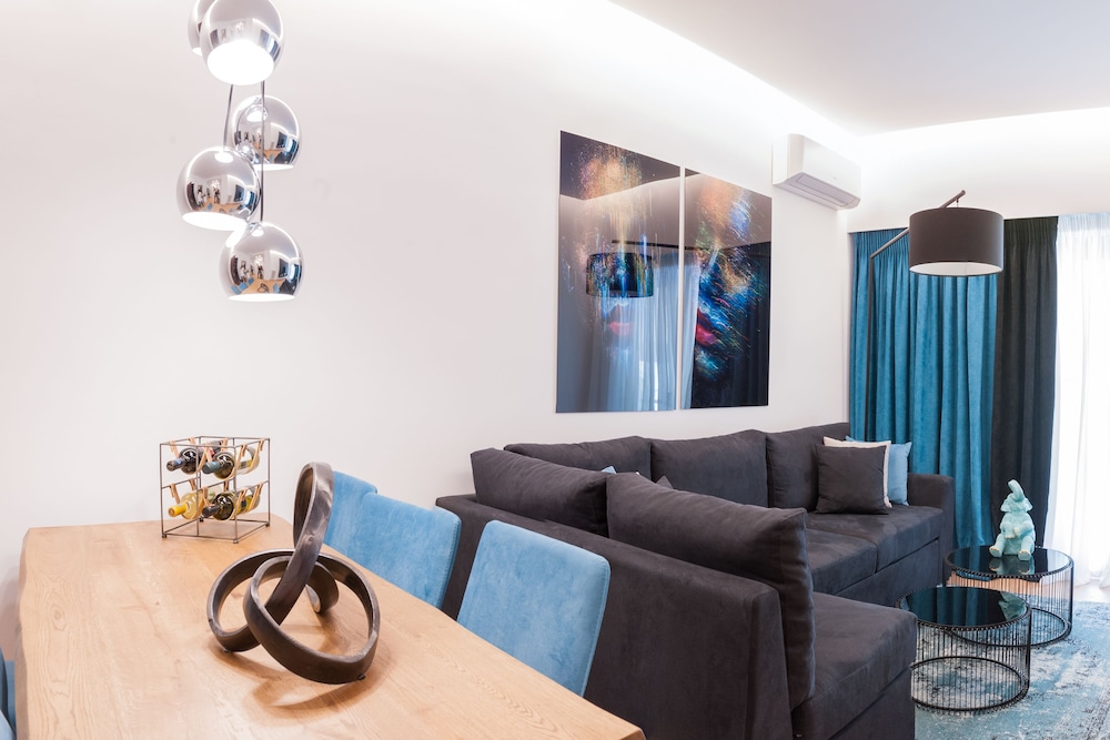 Acropolis View Deluxe Penthouse & Luxury Apartments