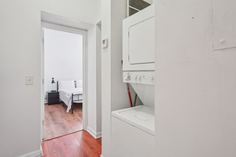 Charming Soulard Retreat With Historic Character 1 Bedroom Apts
