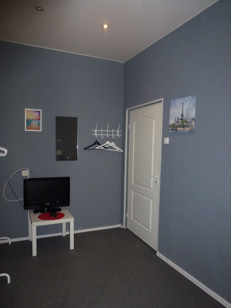 4ROOM